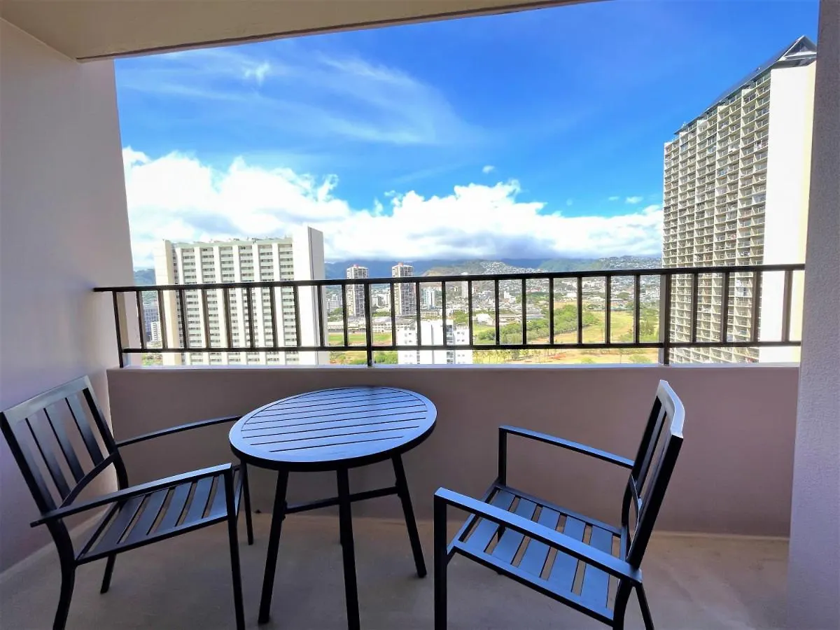 Royal Kuhio 2304 - Spacious Studio With Stunning Mountain Views In The Heart Of Waikiki! Honolulu