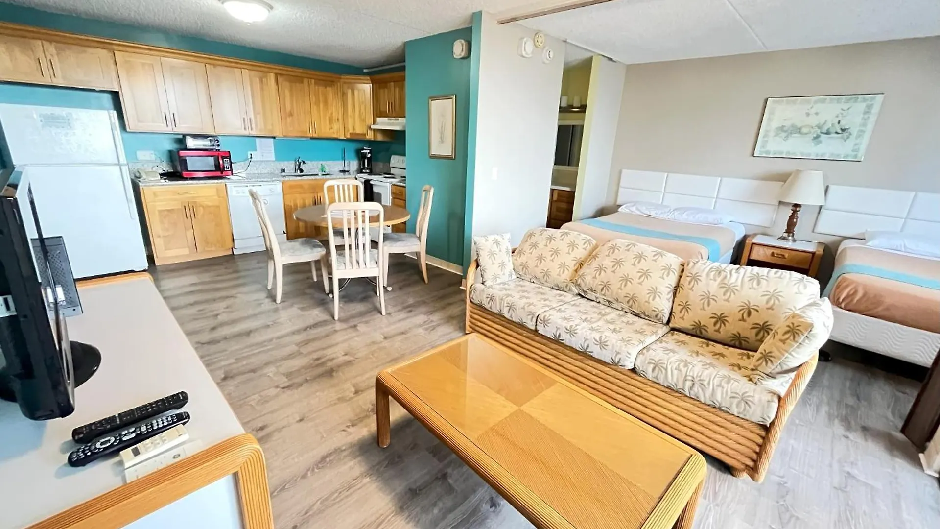 Royal Kuhio 2304 - Spacious Studio With Stunning Mountain Views In The Heart Of Waikiki! Honolulu