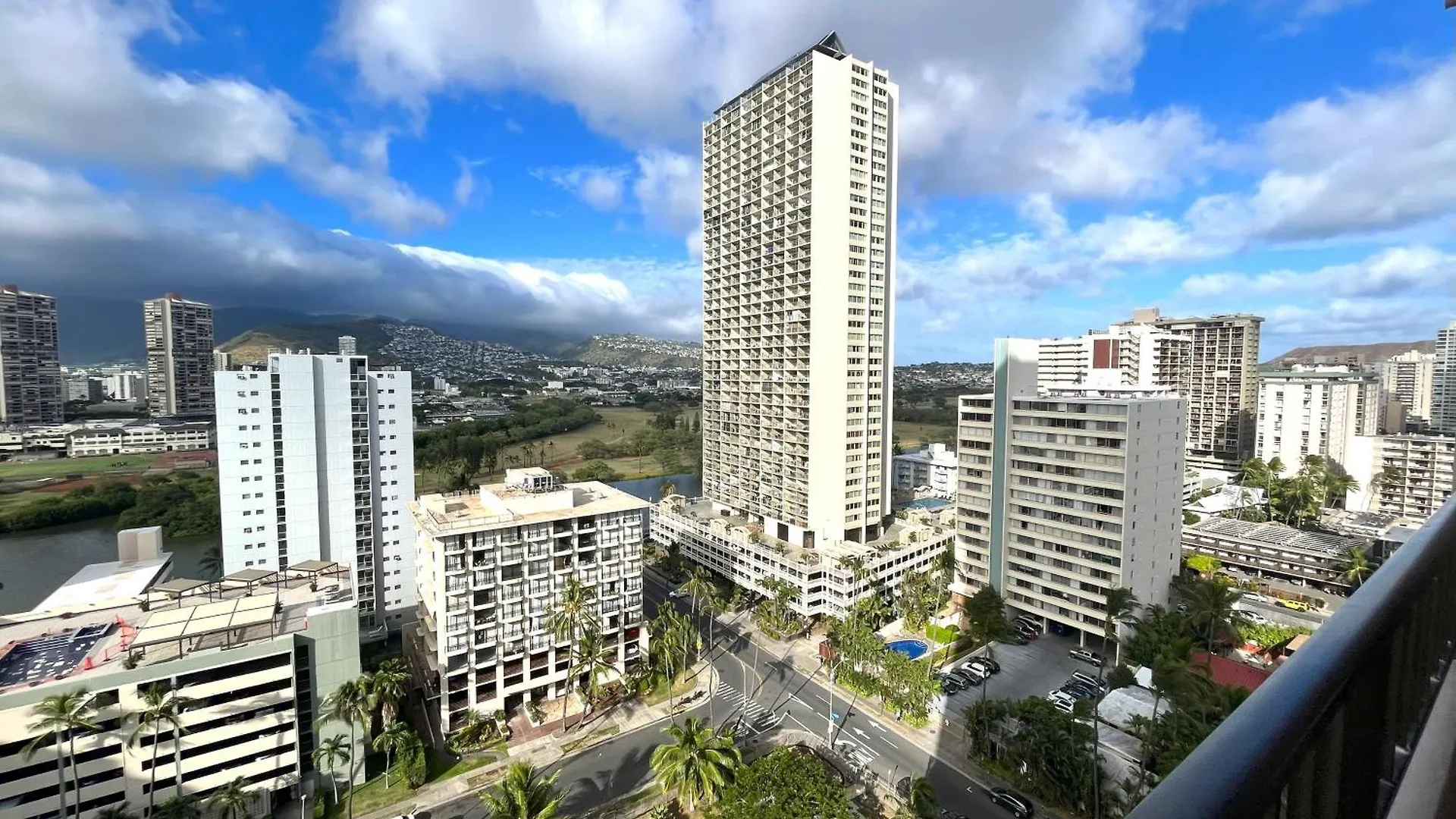 Casa vacanze Royal Kuhio 2304 - Spacious Studio With Stunning Mountain Views In The Heart Of Waikiki! Honolulu Stati Uniti